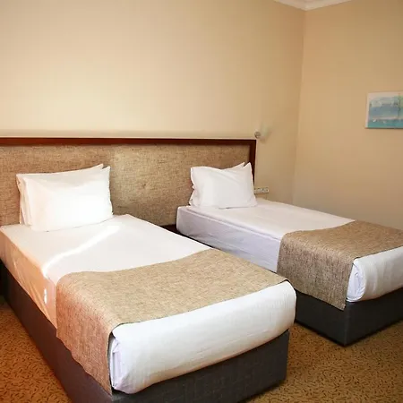 Hotel West Davraz 3*