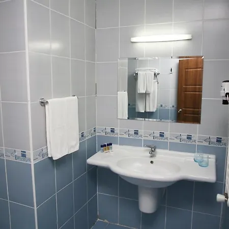 West Davraz Hotel 3*